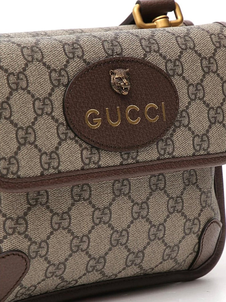 Gucci GG Supreme Small Messenger Bag